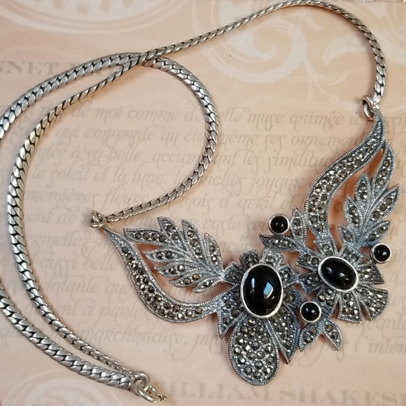 Vintage Art Deco 1920s Sterling Silver Onyx and Marcasite Statement Necklace - Picture 15 of 16
